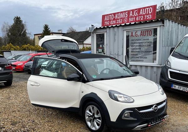 Opel Adam cena 39900 przebieg: 140000, rok produkcji 2015 z Cybinka małe 326